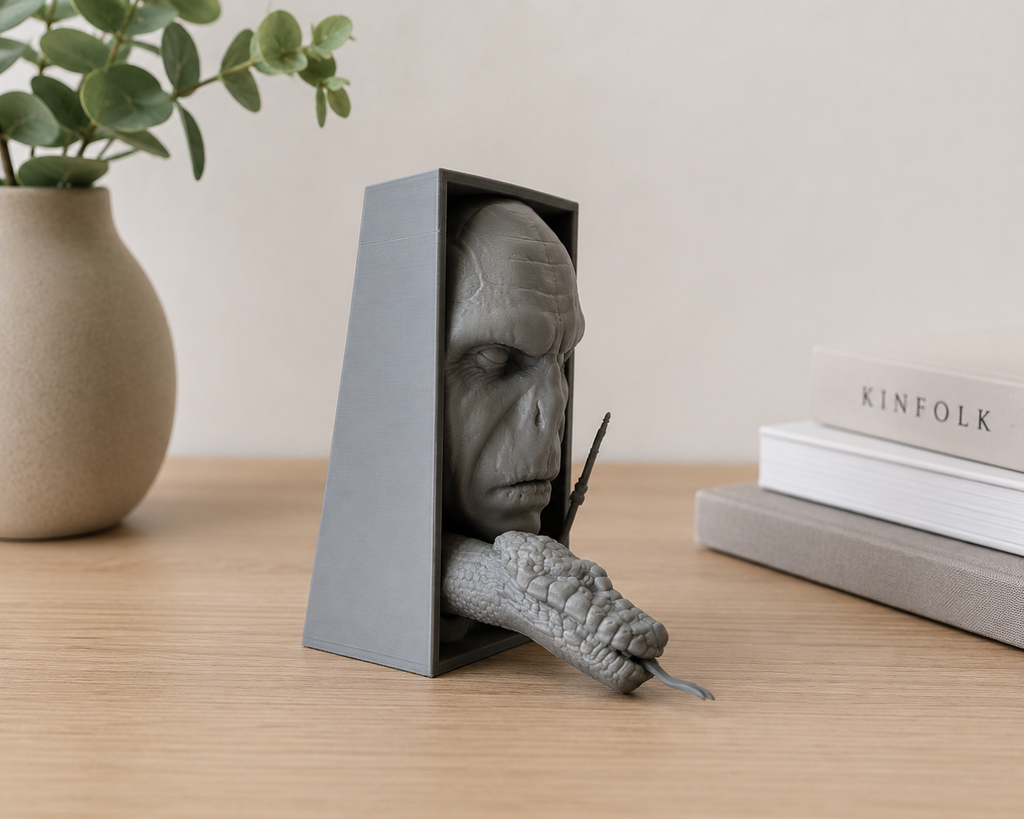 3D Book Nook – Lord Voldemort from the Harry Potter Series