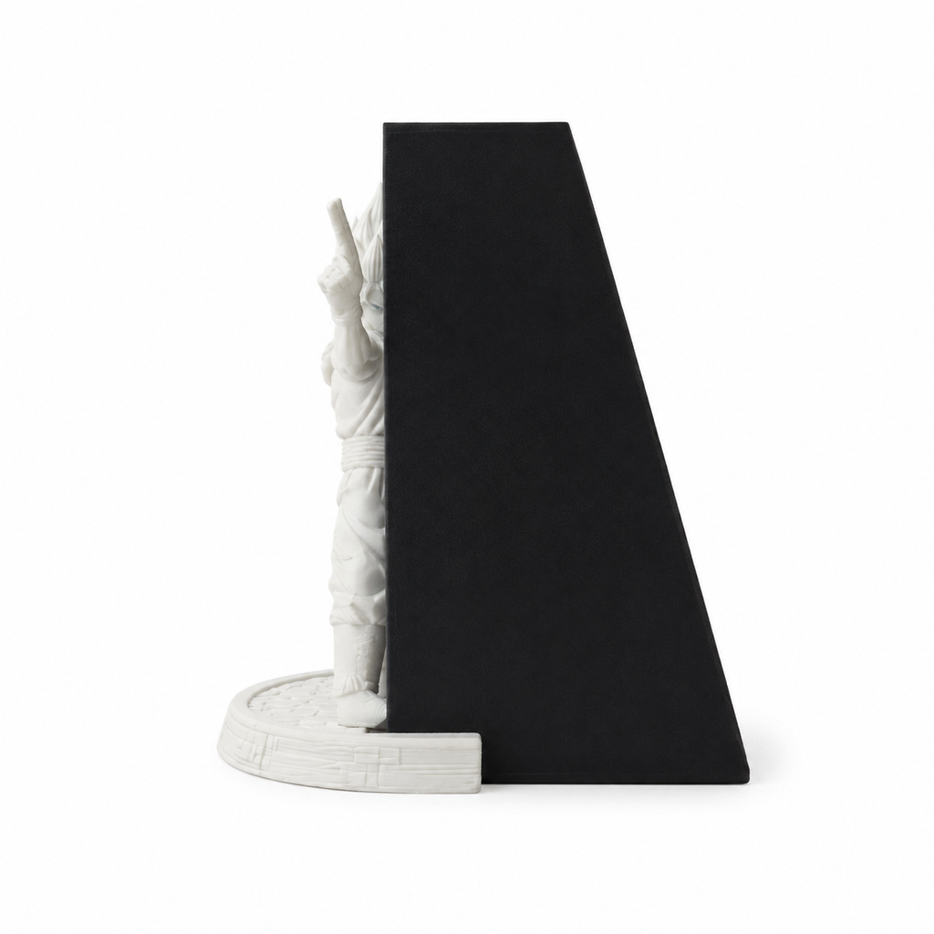 Book Nook 3D – Lara Croft