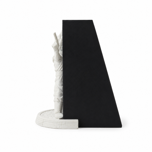 Book Nook 3D – Lara Croft