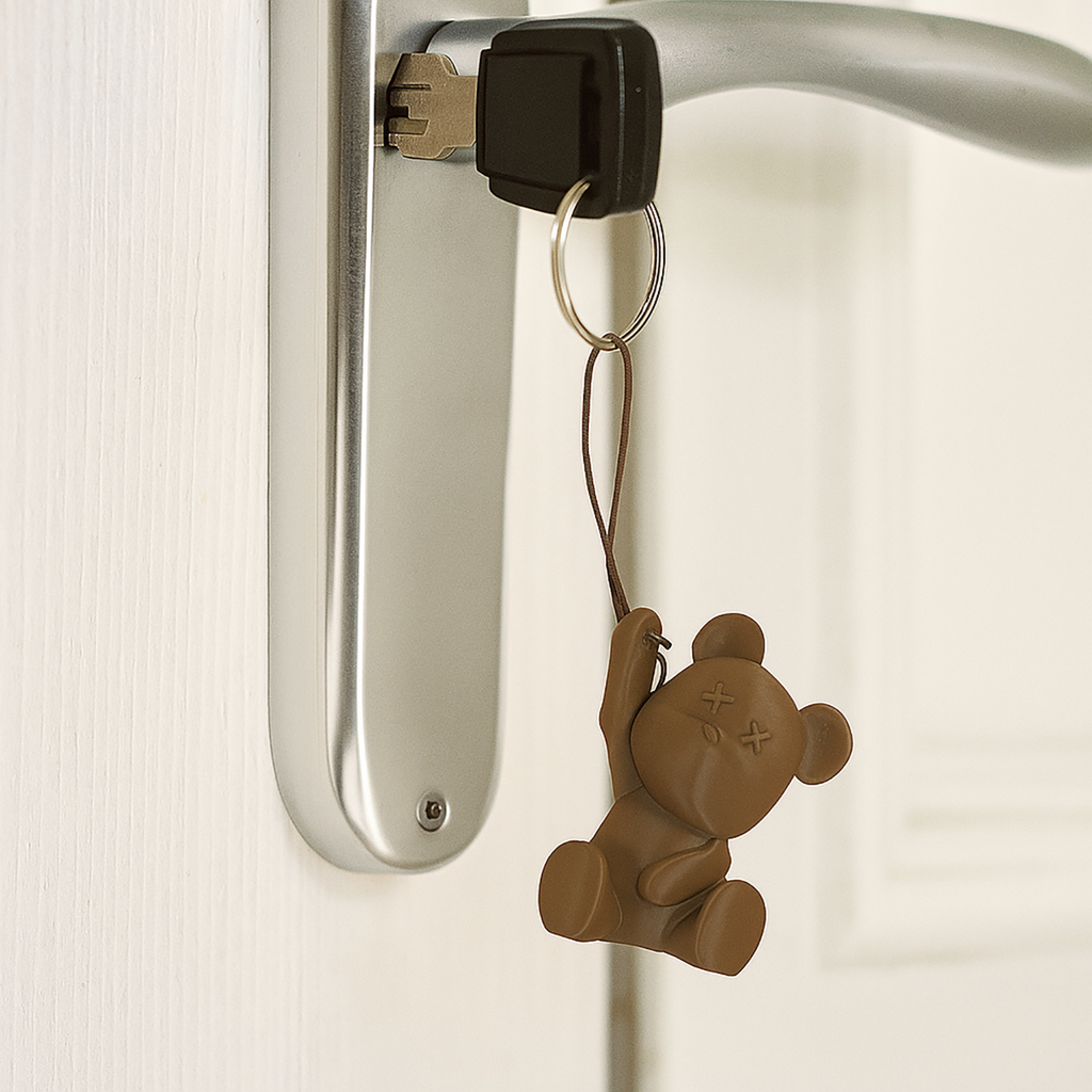 3D Teddy Bear Keychain – Stylish Gadget for Keys and Backpack